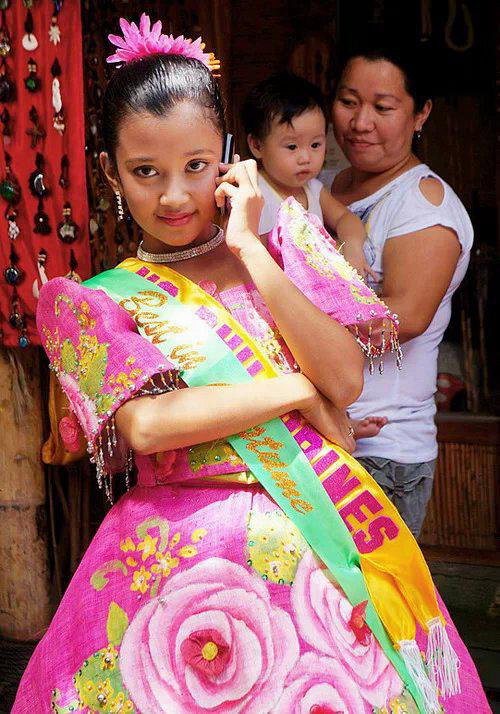 各国传统新娘大比拼：被中国的惊艳到了！